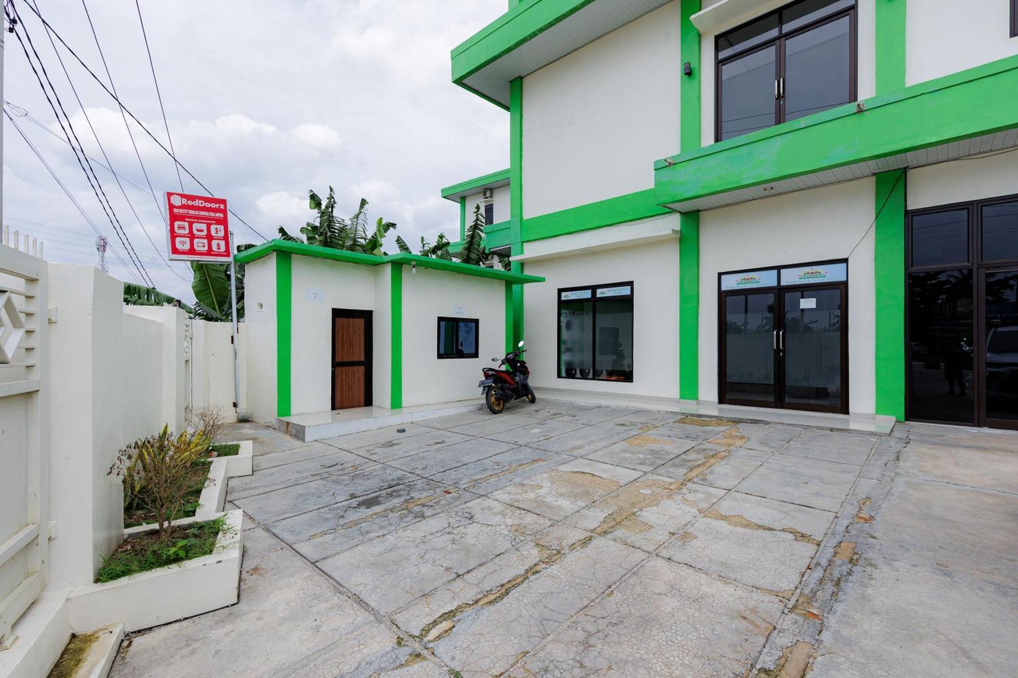 Reddoorz Near Institut Teknologi Sumatera Itera Lampung Ξενοδοχείο Μπαντάρ Λαμπούνγκ Εξωτερικό φωτογραφία